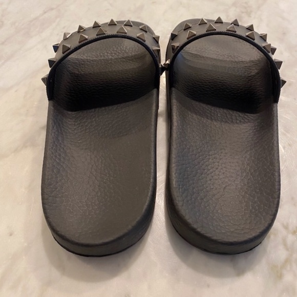 Valentino Rockstud Slides in Black - Size 39 - Picture 5 of 6